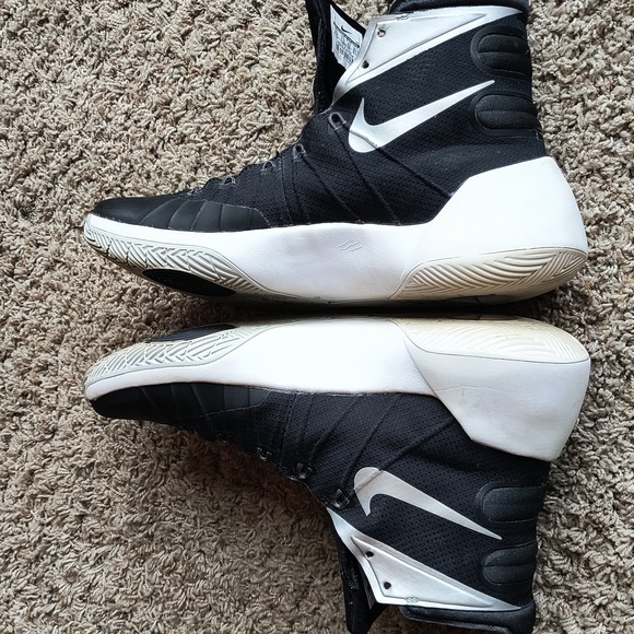 Nike HyperDunk 2015, 8.5 - Picture 6 of 9